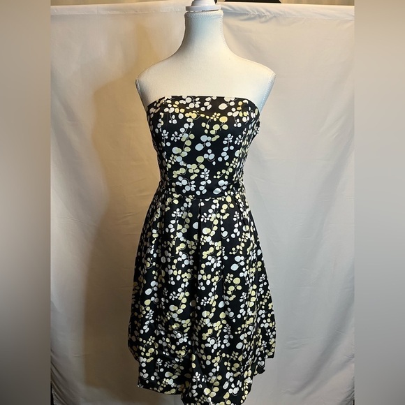 ⭐️ RW & CO black, yellow and white bubble dress- size 2 - Picture 7 of 11